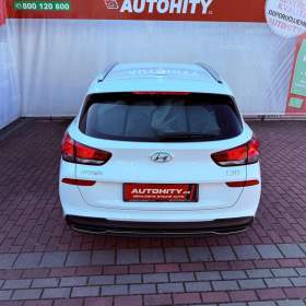 Foto inzerátu Hyundai i30 1.5 T-GDi Smart, ČR, 1.Maj