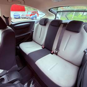 Foto inzerátu Citroën C4 1.4i 16V, ČR, 1.Maj, 48 tkm