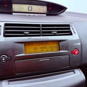 Foto inzerátu Citroën C4 1.4i 16V, ČR, 1.Maj, 48 tkm