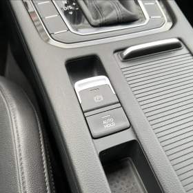 Foto inzerátu Volkswagen Passat 2.0 TDi Highline DSG, ČR, 1.Ma