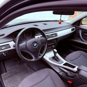 Foto inzerátu BMW 320d Touring Aut.