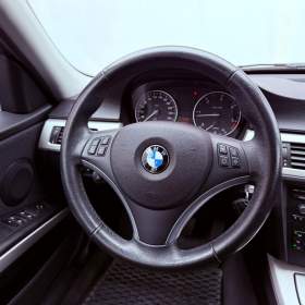 Foto inzerátu BMW 320d Touring Aut.