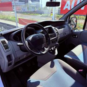 Foto inzerátu Renault Trafic 2.0 dCi, 8 míst, Klimatizace
