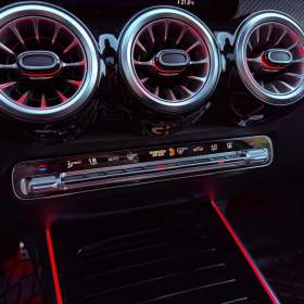 Foto inzerátu Mercedes-Benz GLB 35 AMG 4Matic 8G, ČR, 1.Maj, S