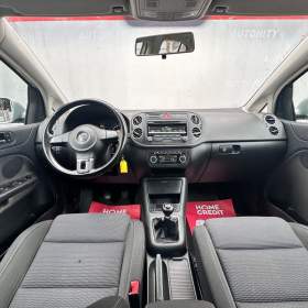 Foto inzerátu Volkswagen Golf Plus 1.2 TSi Trendline, ČR, 1.Maj