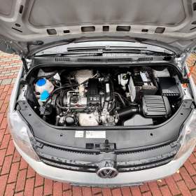 Foto inzerátu Volkswagen Golf Plus 1.2 TSi Trendline, ČR, 1.Maj