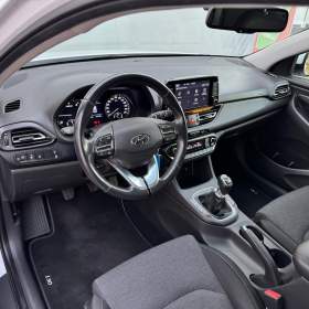 Foto inzerátu Hyundai i30 1.6 CRDi Smart, ČR, 1.Maj