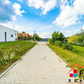 Prodej stavebního, zasíťovaného pozemku o výměře 1403 m² v lukrativní části města, Havířov -  Bludo / 18901338