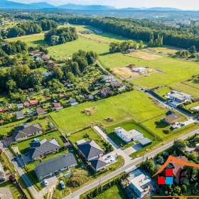Foto inzerátu Prodej stavebního, zasíťovaného pozemku o výměře 1403 m² v lukrativní části města, Havířov - Bludo