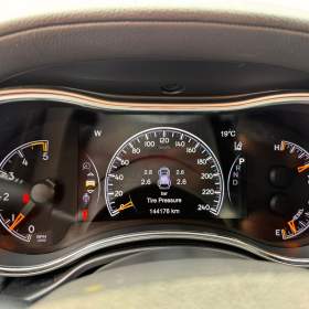 Foto inzerátu Jeep Grand Cherokee 3.0D V6 4x4 aut., H&K, Tažné