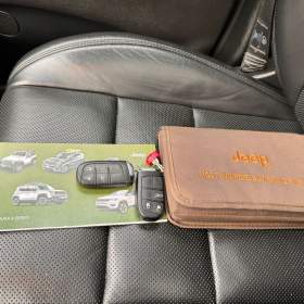 Foto inzerátu Jeep Grand Cherokee 3.0D V6 4x4 aut., H&K, Tažné