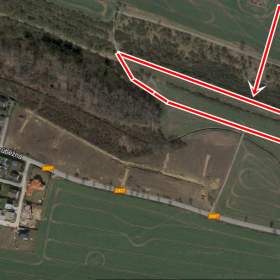 Foto inzerátu Prodej pozemku 7.272 m2, Vodochody - Hoštice, Praha - východ