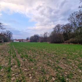 Foto inzerátu Prodej pozemků 34.460 m2, Újezd u Průhonic - Praha a Průhonice - Průhonice.