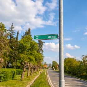 Prodej stavebního pozemku 940 m², Úvaly u Prahy, Praha – východ / 19260376