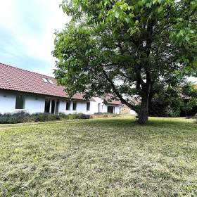 Prodej RD 5+kk 255 m² se stodolou 132 m² na pozemku 1637 m², Běrunice, okr. Nymburk / 19287464
