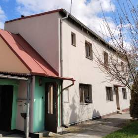 Prodej RD o dispozici 4+2 na pozemku 517m2 v Horšovském Týně okr. Domažlice / 19289684