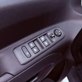 Foto inzerátu Opel Combo 1.5 CDTi Enjoy, ČR, 1.Maj