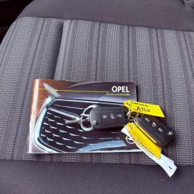 Foto inzerátu Opel Combo 1.5 CDTi Enjoy, ČR, 1.Maj