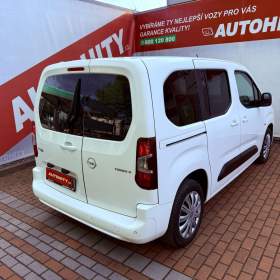 Foto inzerátu Opel Combo 1.5 CDTi Enjoy, ČR, 1.Maj