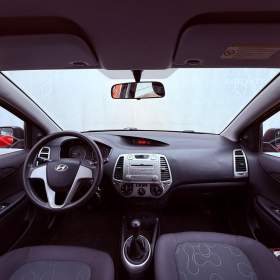 Foto inzerátu Hyundai i20 1.2, ČR, 120 tkm