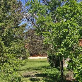 Foto inzerátu Prodej stavebního pozemku 1394 m² Srbsko u Karlštejna, okr. Beroun