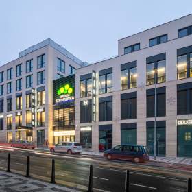 Pronájem obchodního prostoru v OC Stromovka, Praha 7 -  Holešovice / 19370476