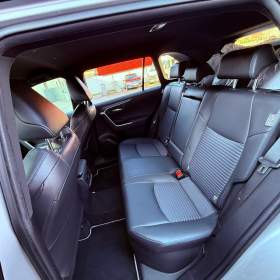 Foto inzerátu Toyota RAV4 2.5 Hybrid Selection e-CVT, ČR