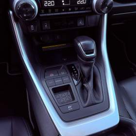 Foto inzerátu Toyota RAV4 2.5 Hybrid Selection e-CVT, ČR