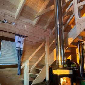 Foto inzerátu Prodej chaty 2+kk, koupelna, WC, terasa, krb, na pozemku 36 m2, Horní Planá Jenišov