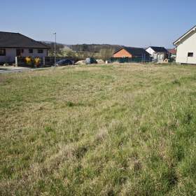 Prodej stavebního pozemku 1135 m², Stratov, okr. Nymburk / 19412226
