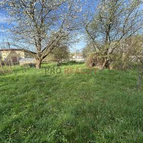 Stavební pozemek 1062 m2 Bravantice, IS do 10 od hranice pozemku / 19435254