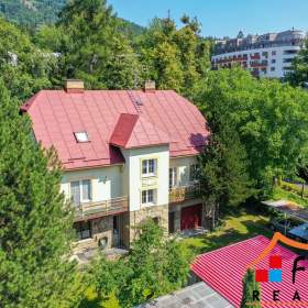 Foto inzerátu Prodej vily (241 m²) s výjimečným pozemkem (3528 m²), Čeladná II