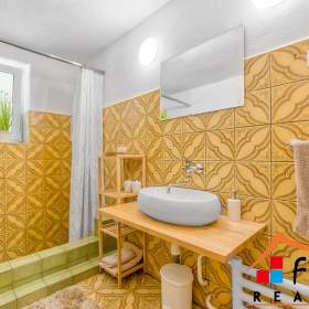 Foto inzerátu Prodej vily (241 m²) s výjimečným pozemkem (3528 m²), Čeladná II