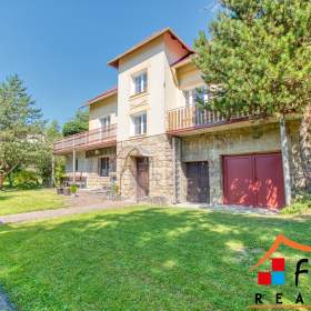 Foto inzerátu Prodej vily (241 m²) s výjimečným pozemkem (3528 m²), Čeladná II