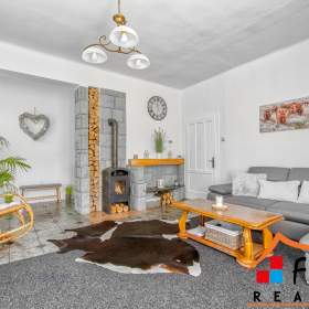 Foto inzerátu Prodej vily (241 m²) s výjimečným pozemkem (3528 m²), Čeladná II