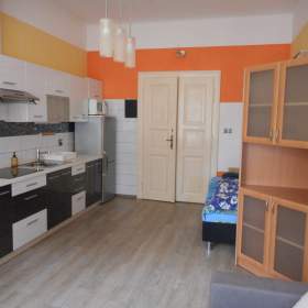 Pronájem bytu 1kk, 27m2, Nádražní ul., Písek / 19475071