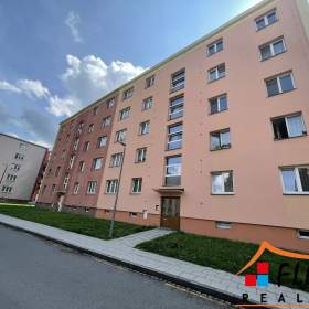 Pronájem zrekonstruovaného bytu 2+1, 55 m2, os. vl., ul. M. Horákové, Opava. / 19475178
