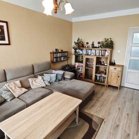 Prodej bytu 3+1/B/2S 84 m², Neratovice, okr. Mělník / 19475255