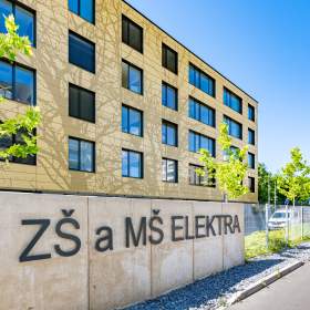 Foto inzerátu Prodej bytu 2+kk/B/G, OV, 52m2 + balkon 4m2, ulice U Elektry, Praha 9 - Hloubětín