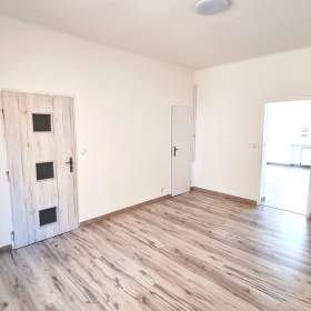 Prodej bytu 2+kk/L, 42 m², OV, Kladno -  Kročehlavy / 19523770