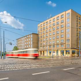 Prodej bytu 4+1, 83m2, DV, ul. Kubánské náměstí, Praha 10 -  Vršovice / 19551980