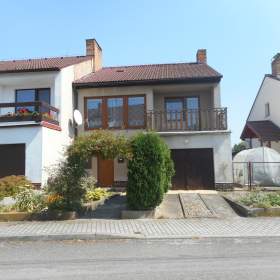 Foto inzerátu Prodej řadového RD 5+2, na pozemku 470m2 v Záhoří, okr. Písek