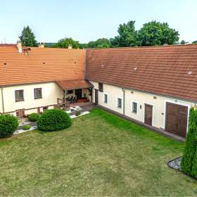 Prodej RD 5+1/G na pozemku 2107 m2 v Modlešovicích / 19559059