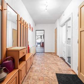 Foto inzerátu Prodej RD 5+1/G na pozemku 2107 m2 v Modlešovicích