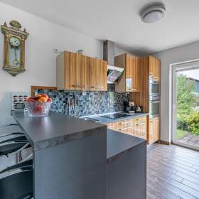 Foto inzerátu Prodej rodinného domu 6+kk 333 m2, pozemek 600 m2, Podolanka, Praha - východ