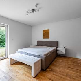 Foto inzerátu Prodej rodinného domu 6+kk 333 m2, pozemek 600 m2, Podolanka, Praha - východ