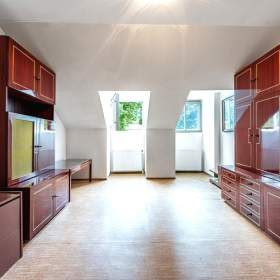 Foto inzerátu Prodej objekt se dvěma BJ 5+kk a 2+1/T/G, nebytovým prostorem na Masarykově náměstí v Protivíně