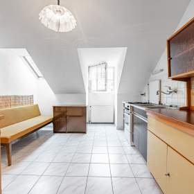 Foto inzerátu Prodej objekt se dvěma BJ 5+kk a 2+1/T/G, nebytovým prostorem na Masarykově náměstí v Protivíně