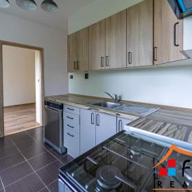 Foto inzerátu Pronájem zařízeného bytu 2+1 s lodžií, 53 m², Ostrava - Poruba