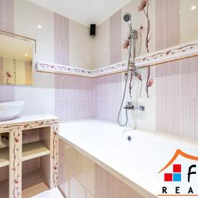 Foto inzerátu Pronájem částečné zařízeného bytu 2+kk s balkónem, 56,20 m², Ostrava - Moravská Ostrava, ul. Petra